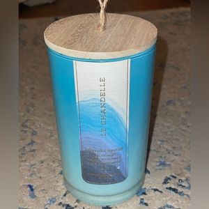 NEW Le Chandelle Candle 6.25 In Talk Island Breeze Sandalwood Orange Strawberry